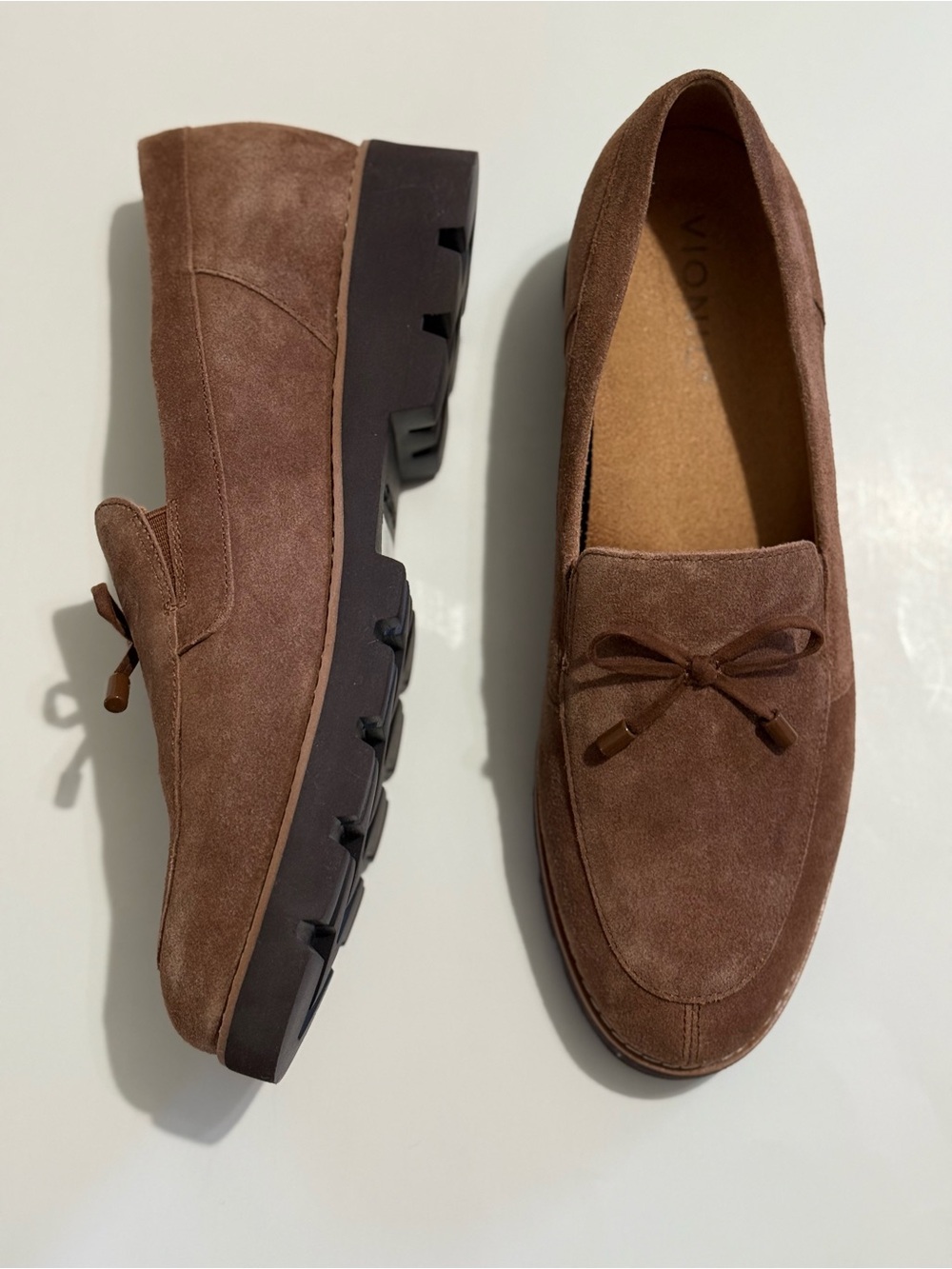 Vionic Finley Brown Suede bow Loafer Sz 9 New comfort shoe